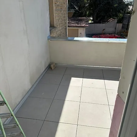 Naehe Alzey Mit Balkon Und 4 Schlafzimmer Fuer 9 Personen Armsheim