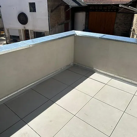 Naehe Alzey Mit Balkon Und 4 Schlafzimmer Fuer 9 Personen شقة *