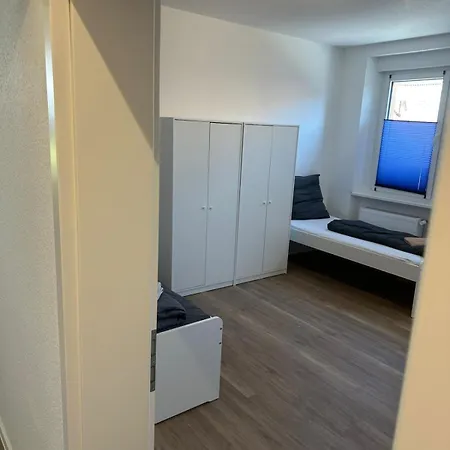 شقة Naehe Alzey Mit Balkon Und 4 Schlafzimmer Fuer 9 Personen